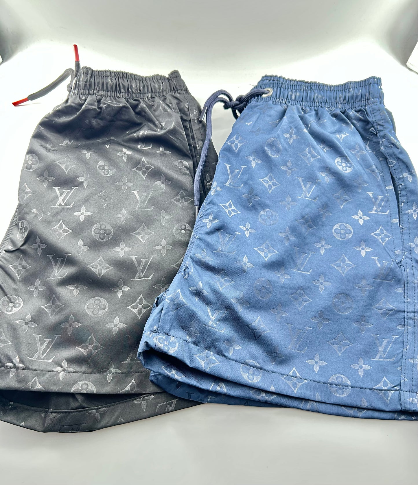 LUIS VUITTON Ανδρικά Μαγιό. 2 Χρώματα (μπλε) (μαύρο) ΤΙΜΗ ΓΙΑ ΕΝΑ ΤΕΜΑΧΙΟ.